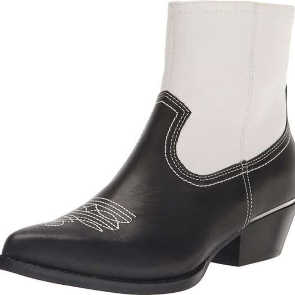 DKNY Women's Lukas-Cowboy Bootie 7.5 NEW in BOX